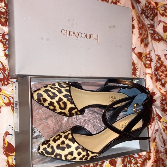 FrancoSarto Camel/Black wedges with strap Size 8 womens - Picture 2 of 3